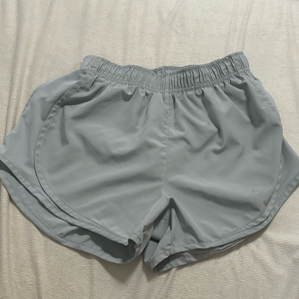 nike grey shorts